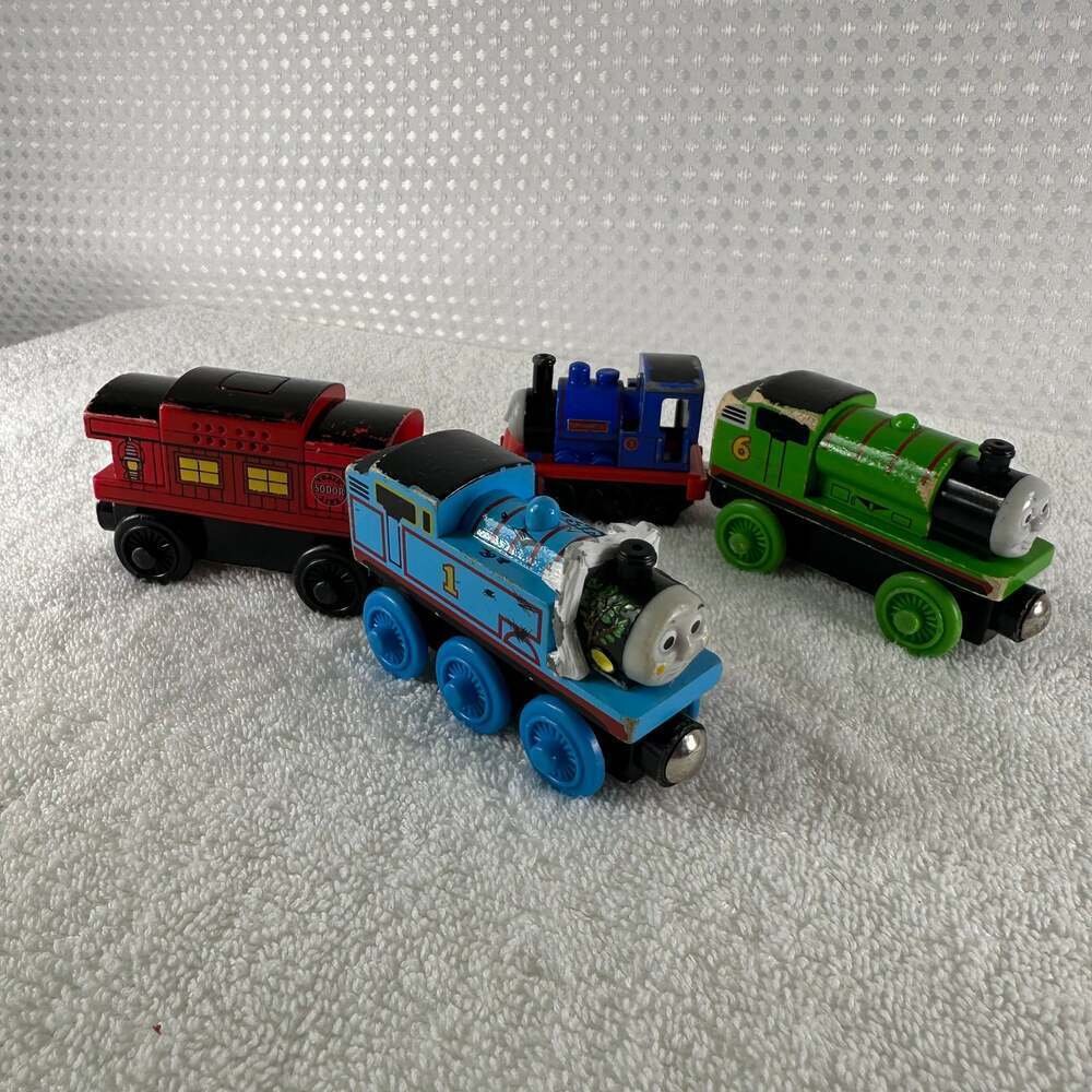 Thomas & Friends Wooden Railway Lot of 4